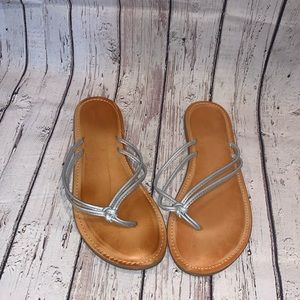 🛍Universal thread silver flip flops ❗️
